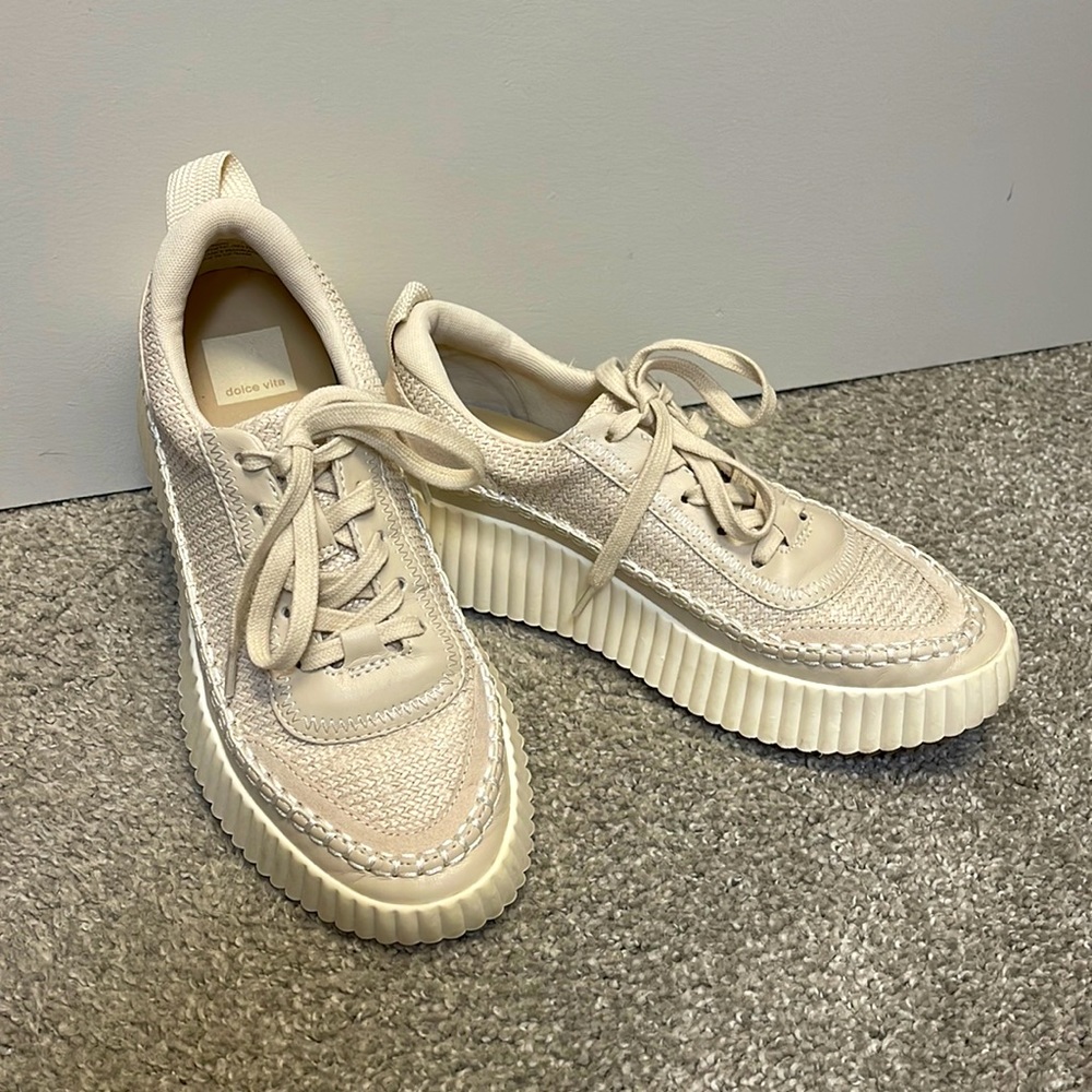 Dolce Vita Daran Sneakers, Size 8